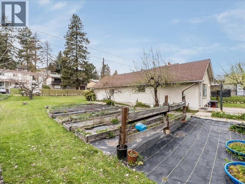 637 9th Avenue, Castlegar, photo 6