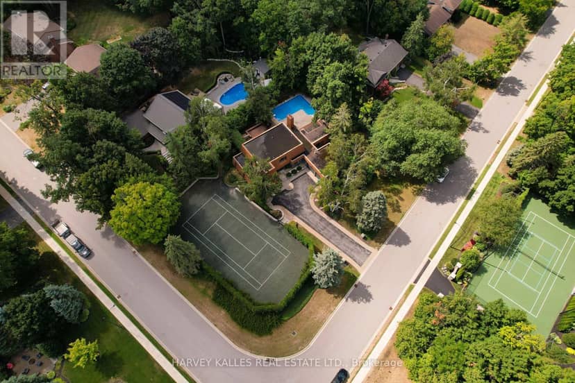 23 Royal Oak Drive — photo 26 of 39
