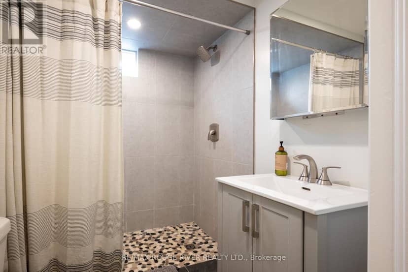 203 Bagot Street — photo 21 of 32