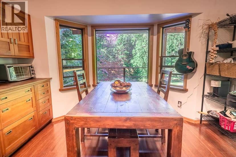 2931 GRAUMAN ROAD, Roberts Creek, photo 6