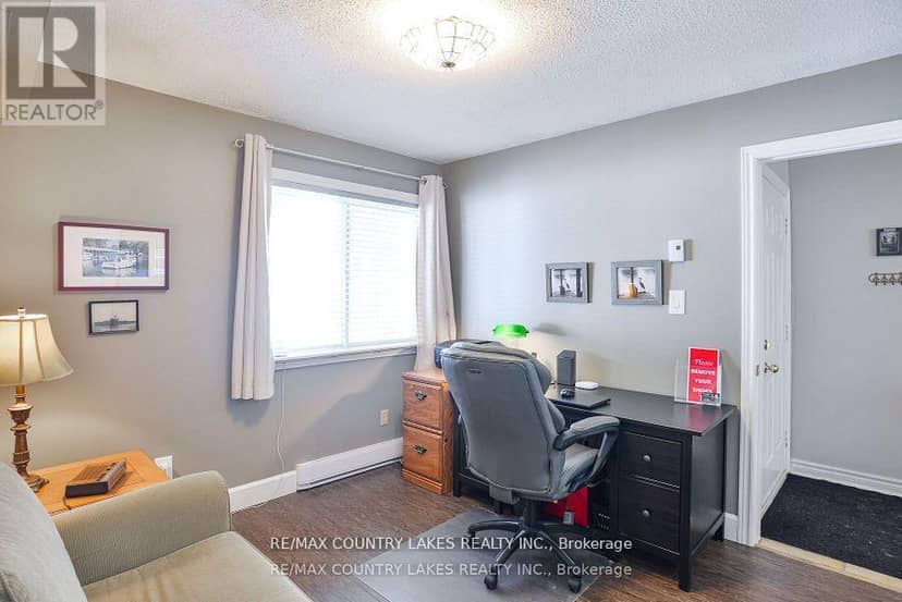 15 - 24 Laguna Parkway — photo 19 of 29