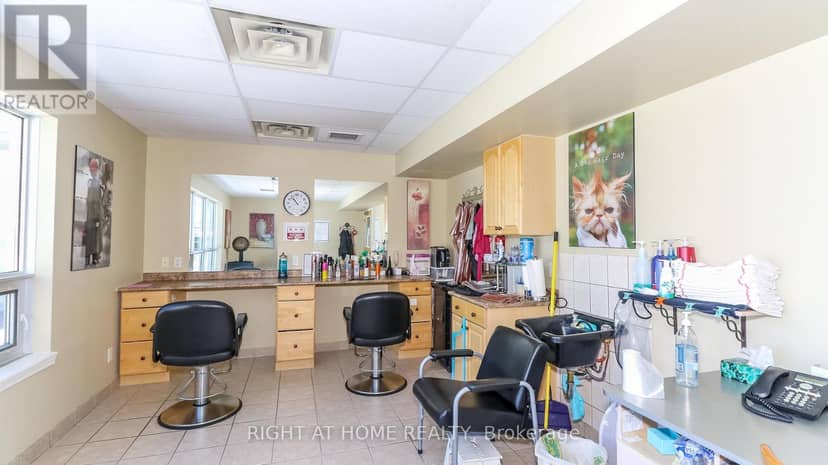 309 - 90 Dean Avenue — photo 12 of 40