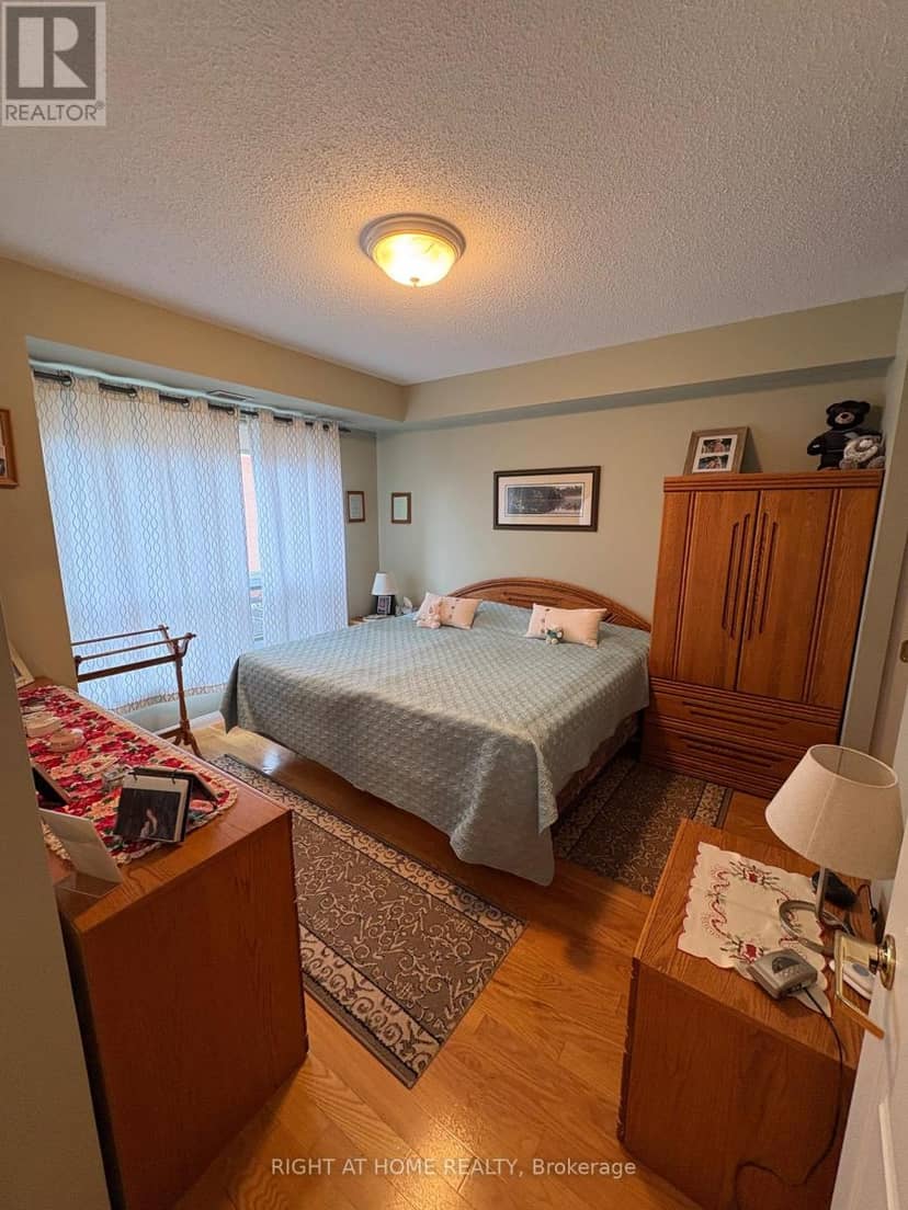 309 - 90 Dean Avenue — photo 27 of 40