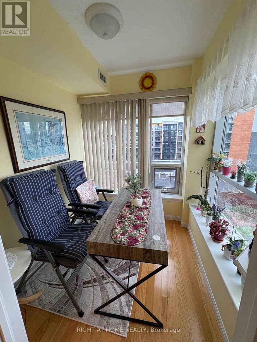 309 - 90 Dean Avenue — photo 35 of 40