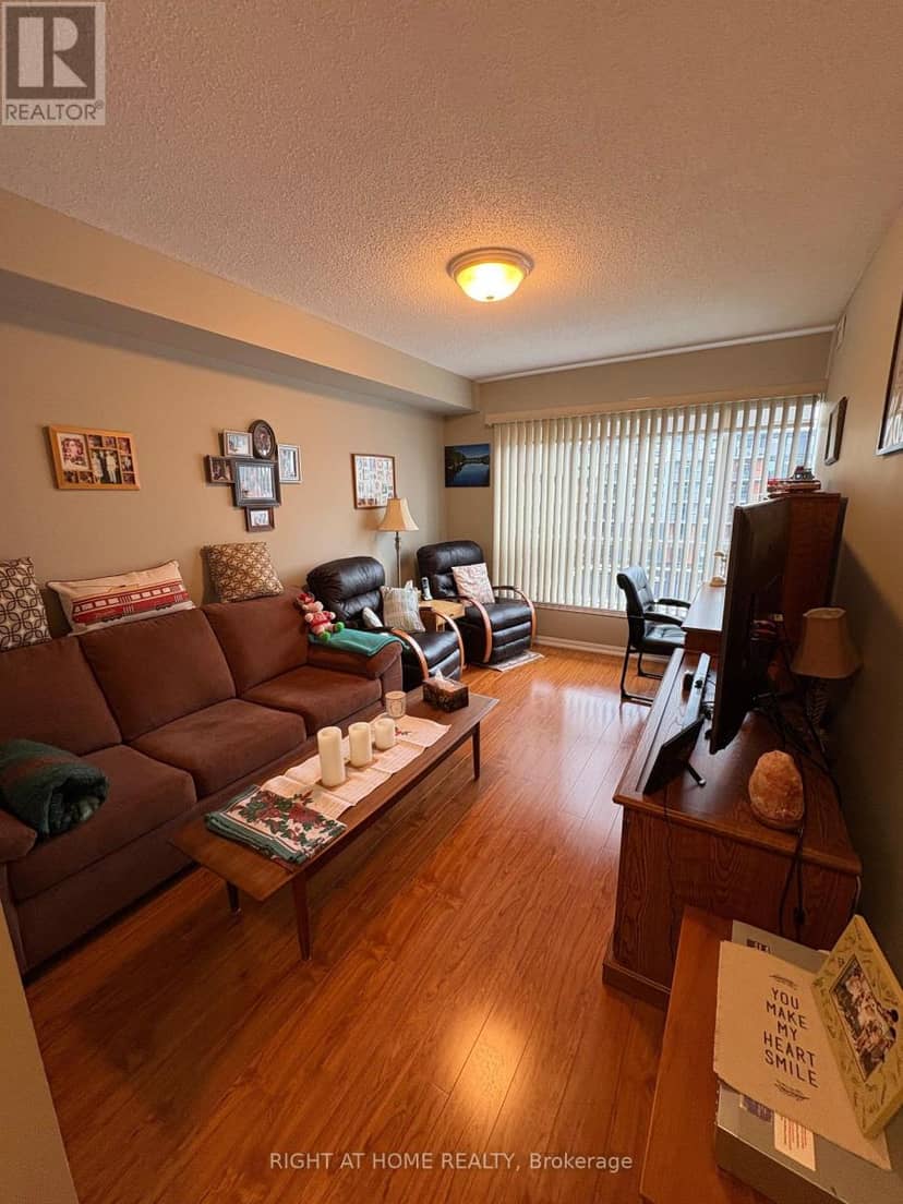 309 - 90 Dean Avenue — photo 39 of 40