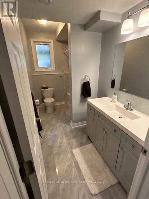 2082 Centre Avenue — photo 29 of 30