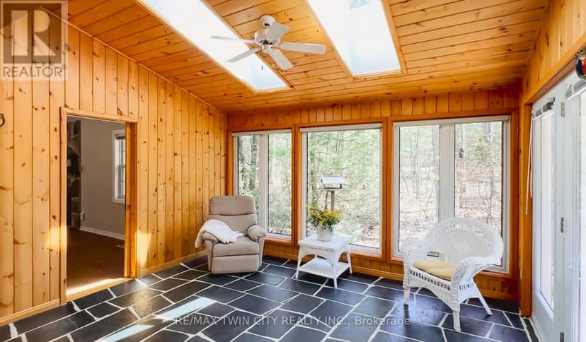 10325 Grand Oaks Drive — photo 19 of 40