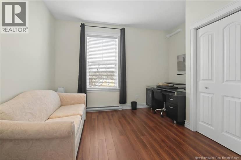 94 Newton Unit# A — photo 18 of 29