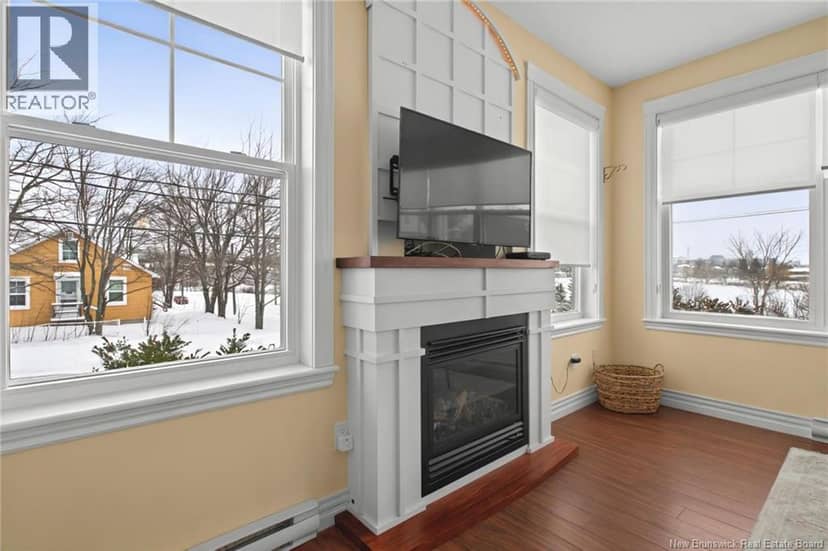 94 Newton Unit# B — photo 11 of 37