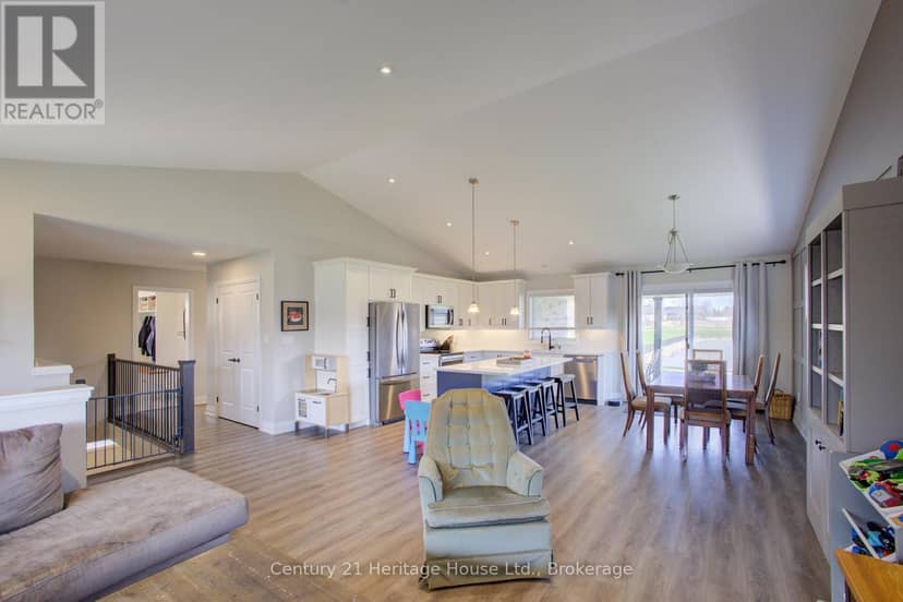114 Jackson Street — photo 10 of 40
