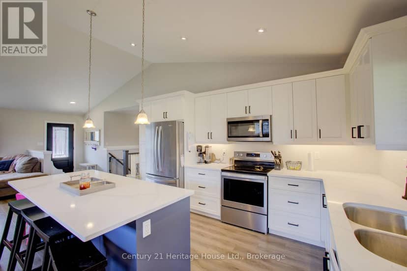 114 Jackson Street — photo 14 of 40