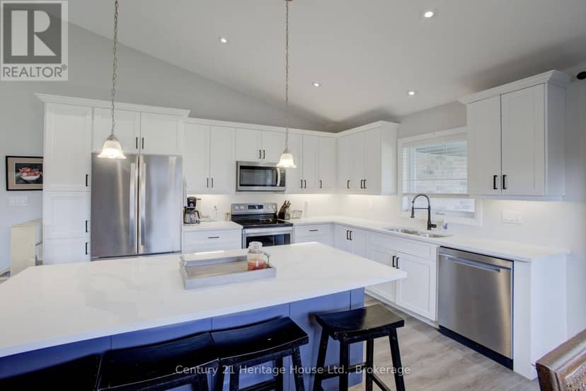 114 Jackson Street — photo 15 of 40