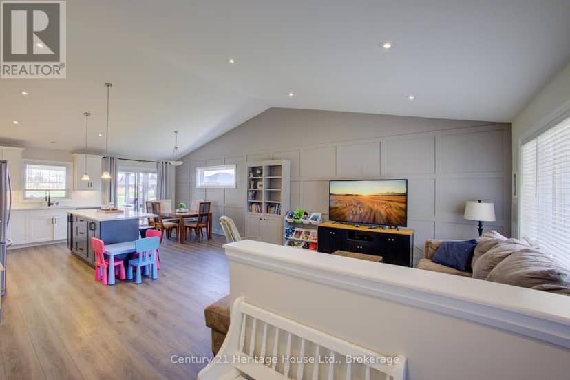 114 Jackson Street — photo 6 of 40