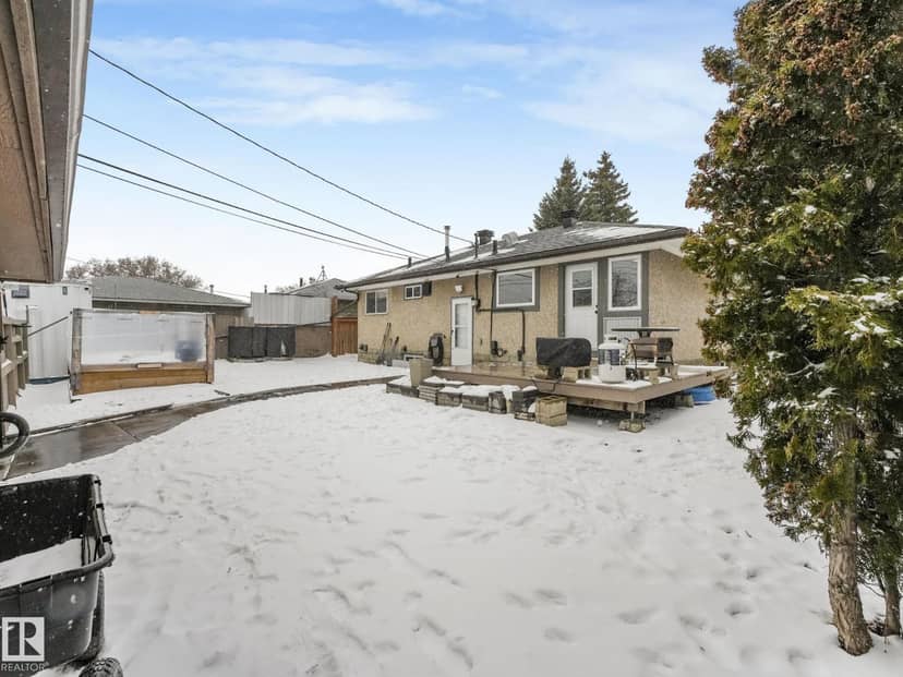 7607 70 AV NW, Edmonton, photo 5
