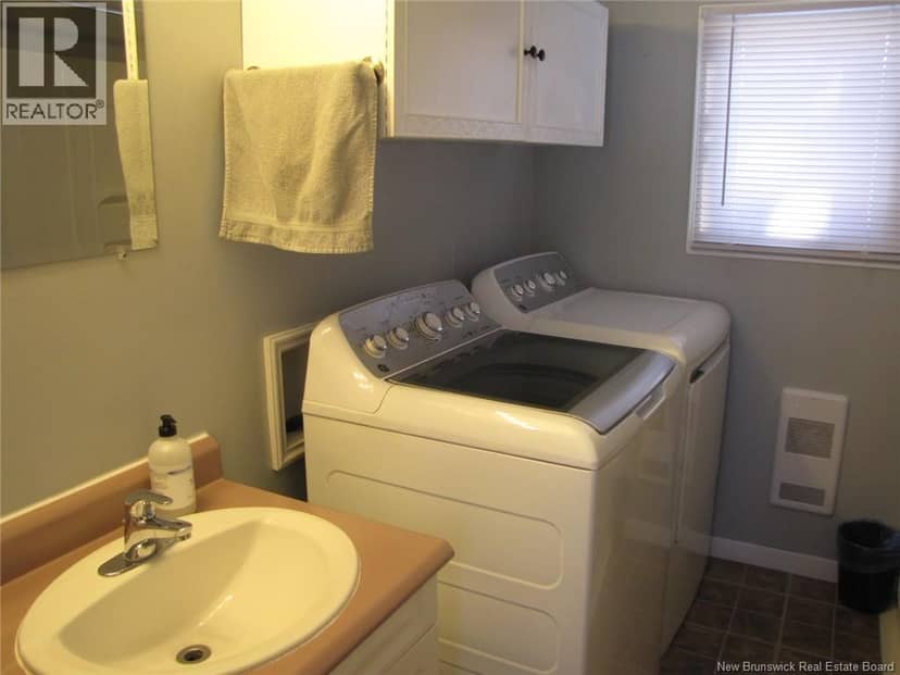 12 Pinetree Street — photo 19 of 20