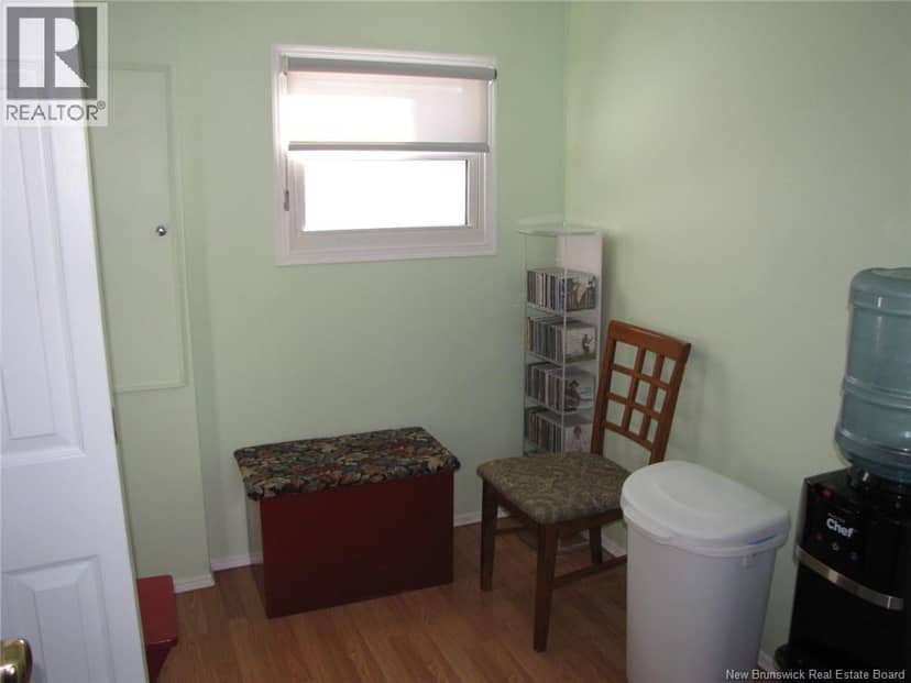 12 Pinetree Street — photo 16 of 20