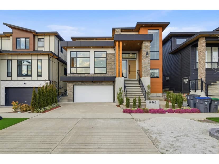 16767 18 AVENUE, Surrey, photo 2