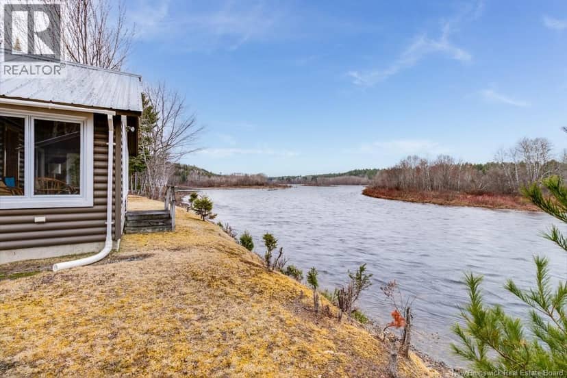 43 Clarks Point Road — photo 12 of 40