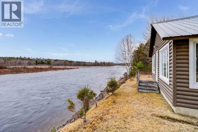 43 Clarks Point Road — photo 9 of 40