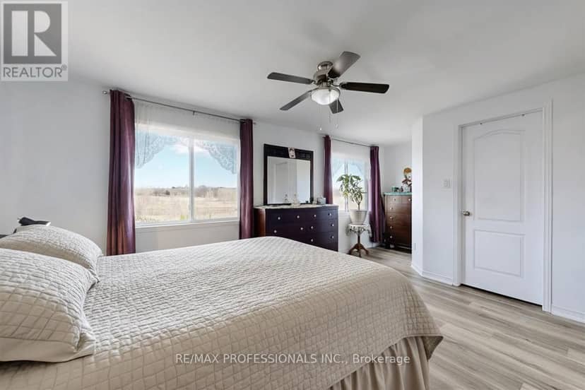 44 Shephard Avenue — photo 7 of 18