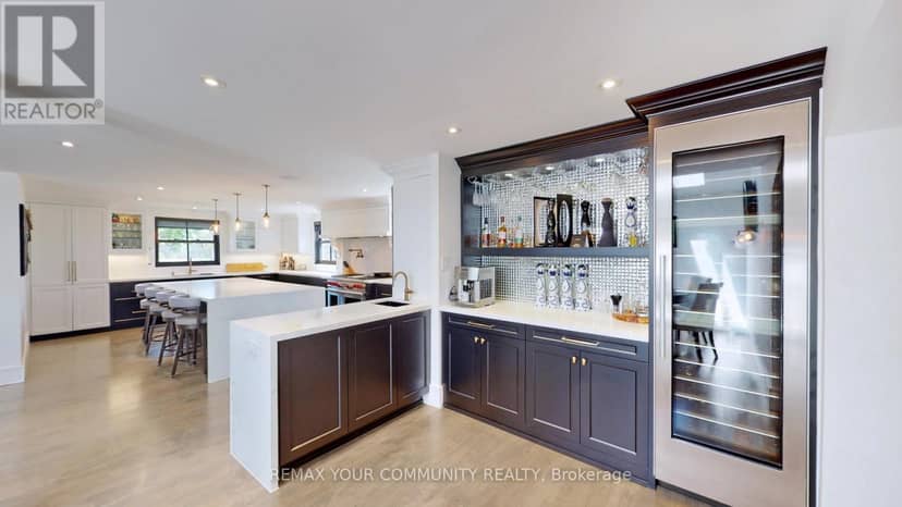 557 Aintree Drive — photo 11 of 40