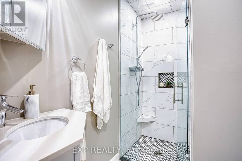3263 Guyatt Road — photo 34 of 40