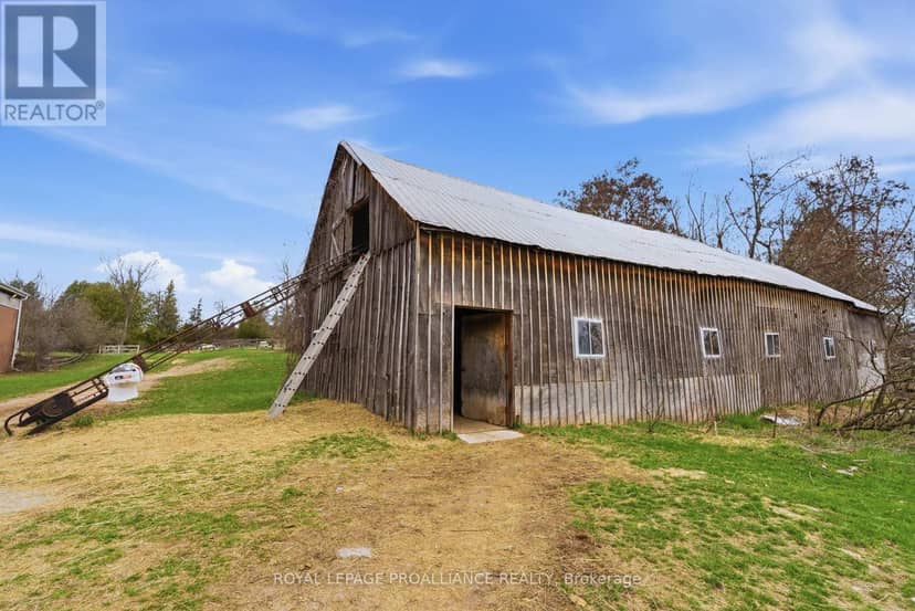 4046 Hwy 28 — photo 18 of 40