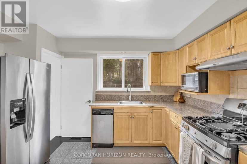 7226 Wellington Road — photo 19 of 40