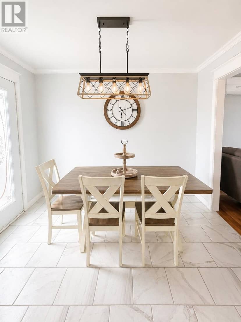 55 All Saints Road — photo 8 of 22