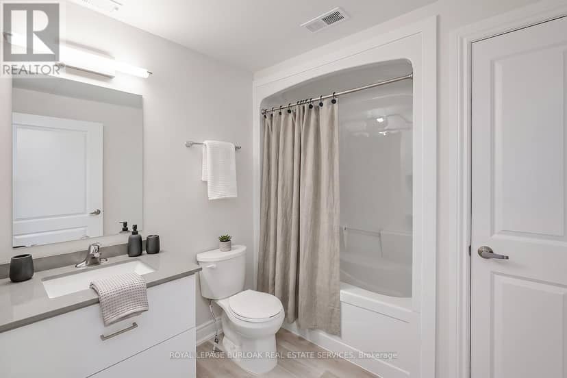 3A - 259 King Street E — photo 15 of 19