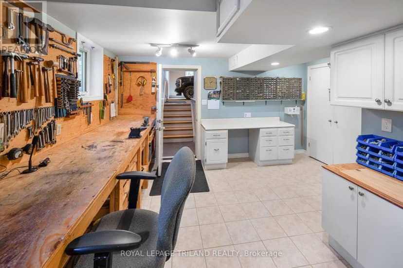 2670 Putnam Road — photo 34 of 40