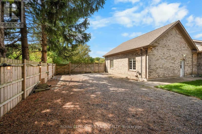 2670 Putnam Road — photo 39 of 40