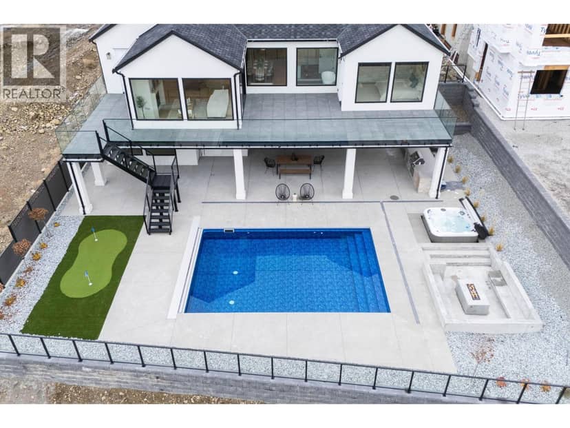 1327 Vineyard Drive, West Kelowna, photo 3