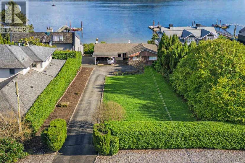 450 BEACHVIEW DRIVE, North Vancouver