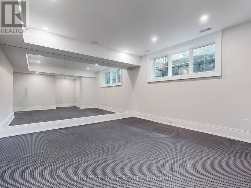 172 Burgundy Drive — photo 36 of 40