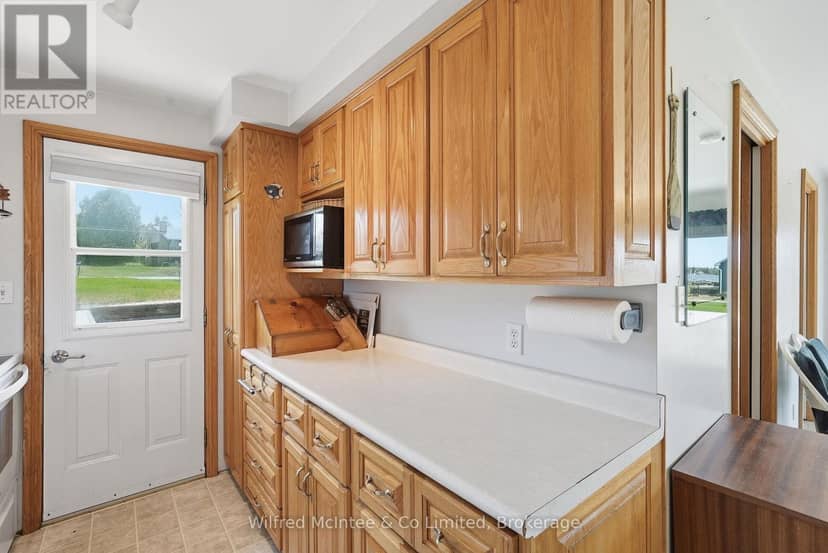 834 Pike Bay Road — photo 15 of 40