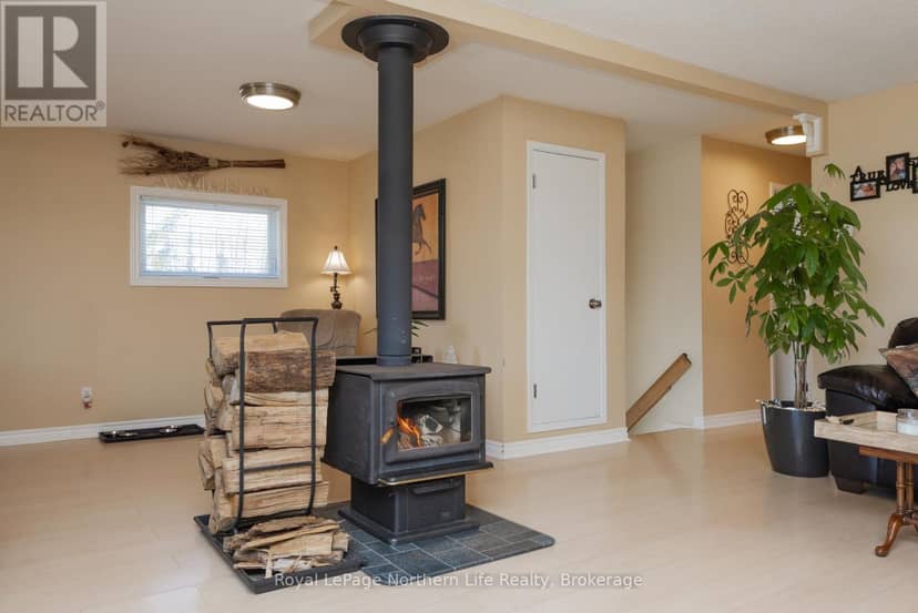 121 Bennett Road — photo 13 of 40