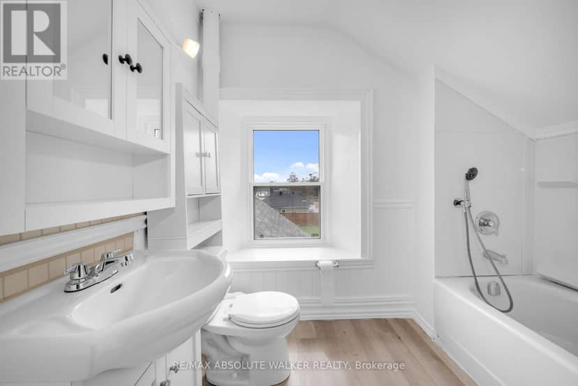 297 Park Street E — photo 37 of 40