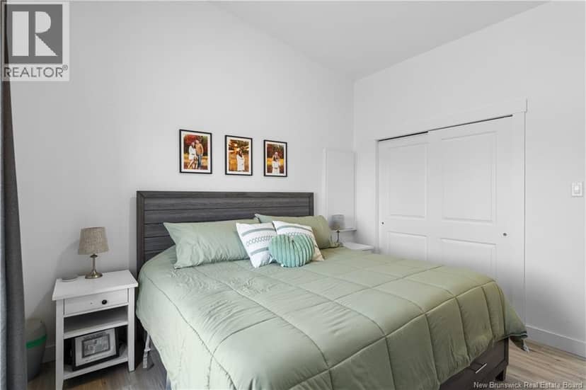 3764 Chemin Robinson — photo 22 of 40