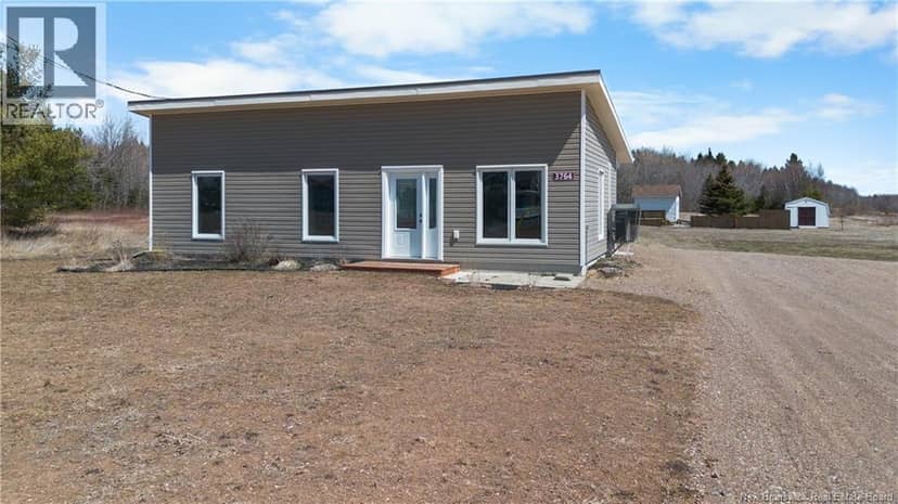 3764 Chemin Robinson — photo 35 of 40