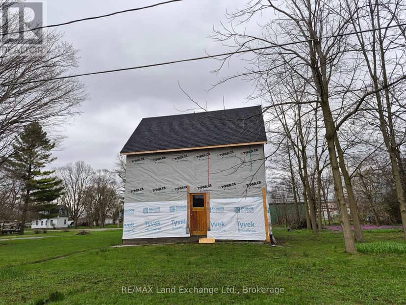 6 Malcolm Street — photo 1 of 6