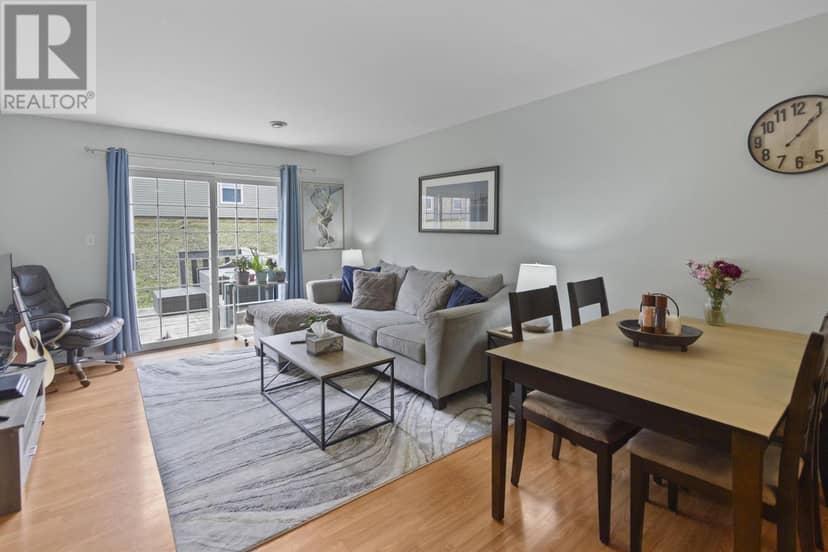 8 17 Heatherway Drive, Cornwall, photo 3