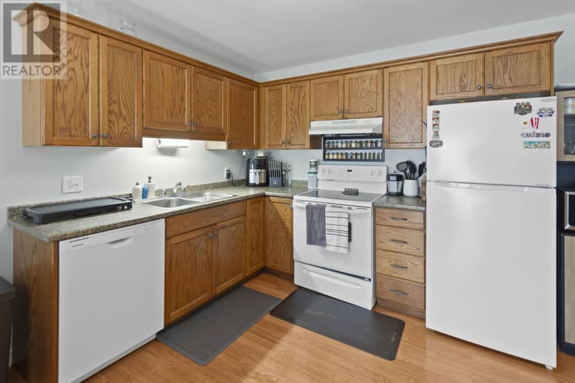 8 17 Heatherway Drive, Cornwall, photo 6