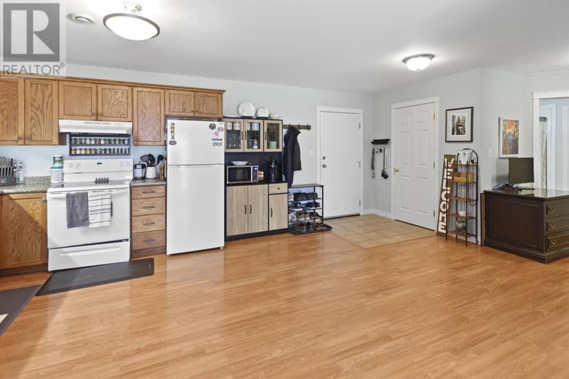 8 17 Heatherway Drive, Cornwall, photo 7