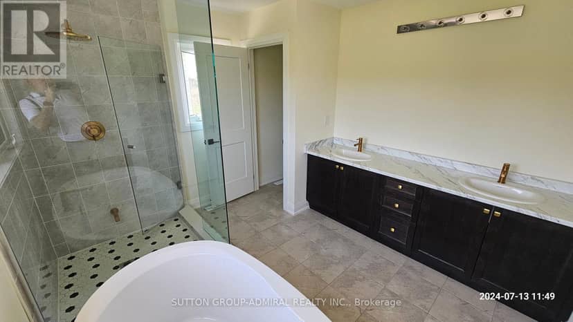 152 Hawkins Street — photo 17 of 23