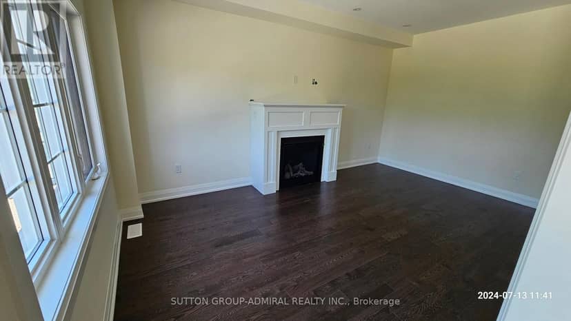 152 Hawkins Street — photo 3 of 23