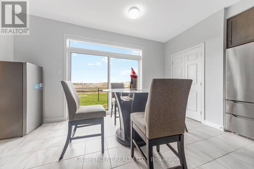 1016 Showman Street — photo 10 of 25