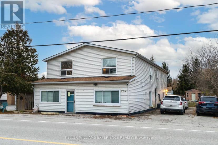 1024 Ewart Street — photo 2 of 8