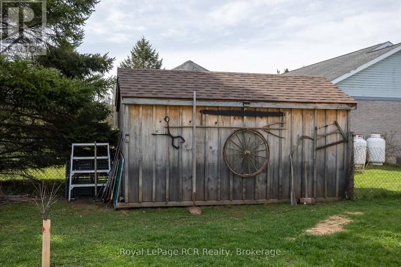 123 Douglas Street — photo 40 of 40