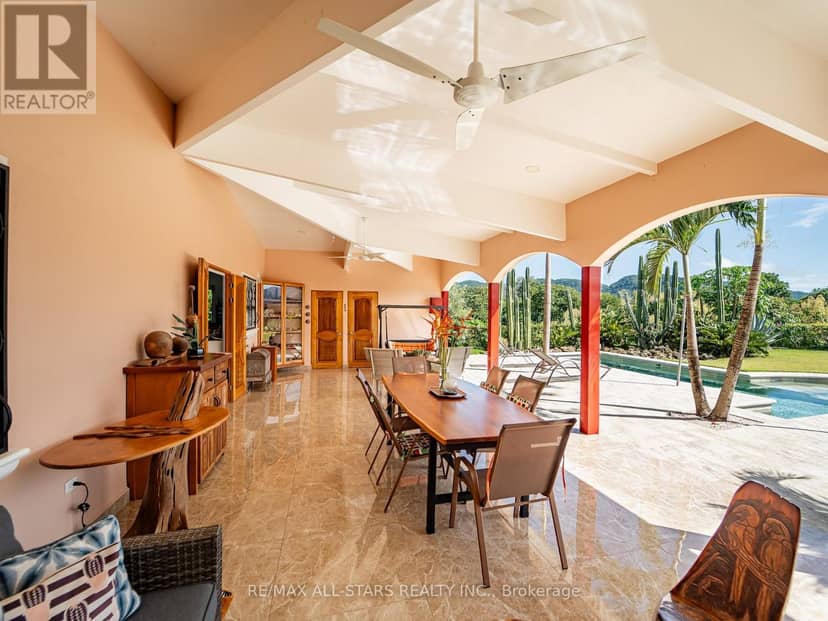 Casa Koi C. Cobano Road — photo 13 of 39